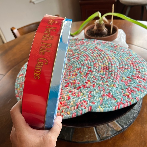 Funko Elf Signature Games Journey From the North Pole Family Game new - Picture 3 of 4